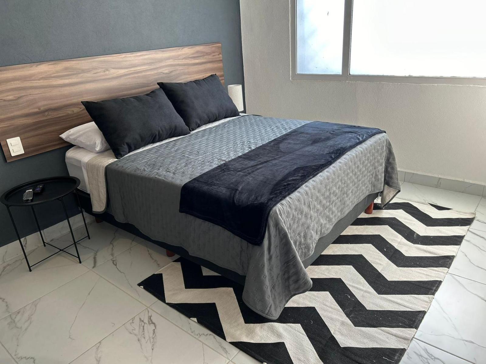Vidrio Suites Col Americana Guadalajara Exterior foto