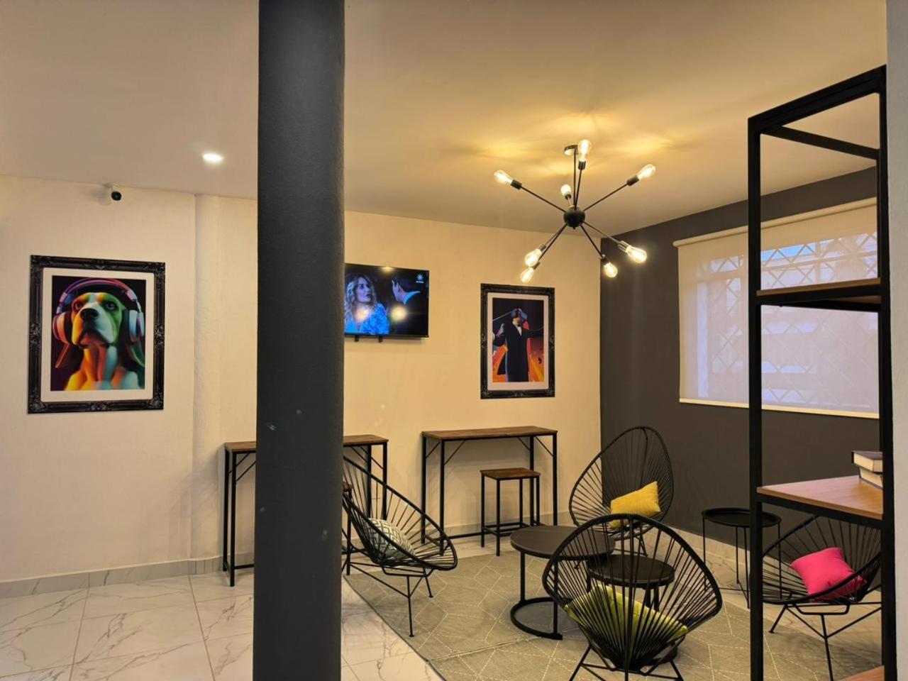 Vidrio Suites Col Americana Guadalajara Exterior foto